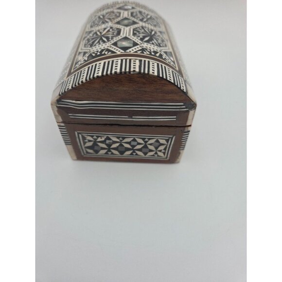 Vintage Egyptian Intricate Mother of Pearl Inlaid Geometric Wood Trinket Box - Picture 3 of 7